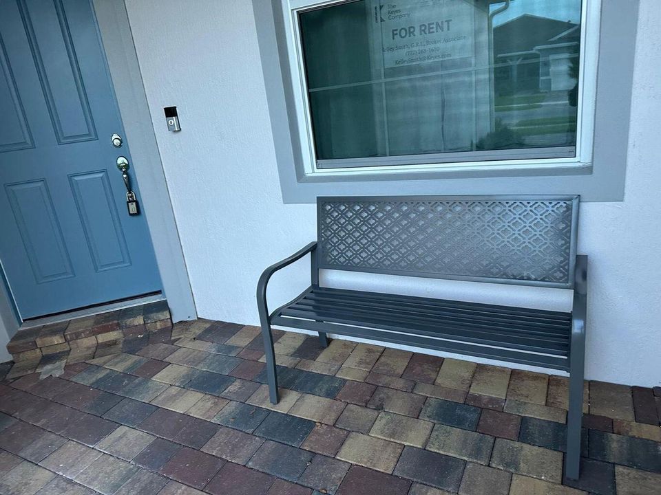 For Rent: $4,900 (2 beds, 2 baths, 1579 Square Feet)