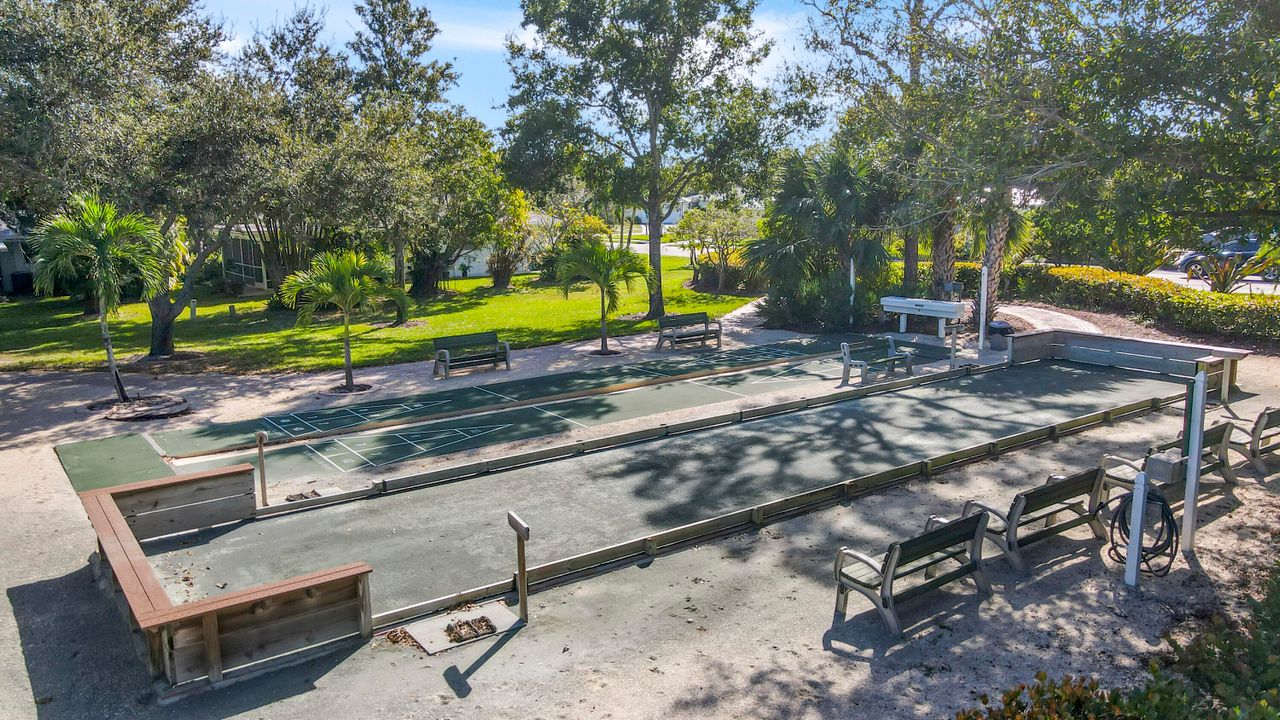 En Venta: $165,000 (2 camas, 2 baños, 891 Pies cuadrados)