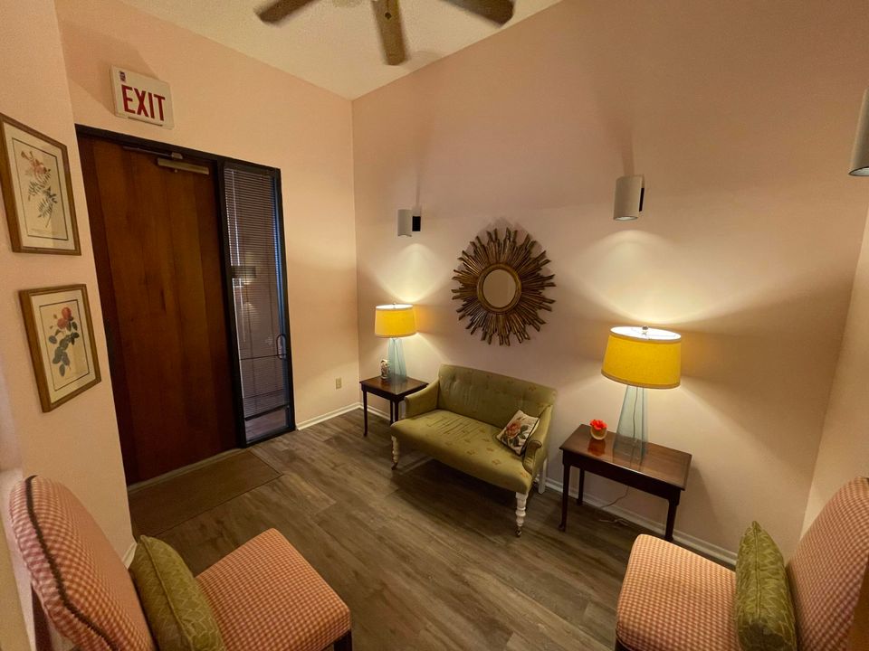 For Sale: $240,000 (0 beds, 0 baths, 1019 Square Feet)