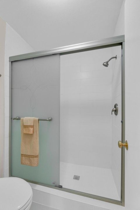 Active With Contract: $340,000 (4 beds, 2 baths, 1250 Square Feet)