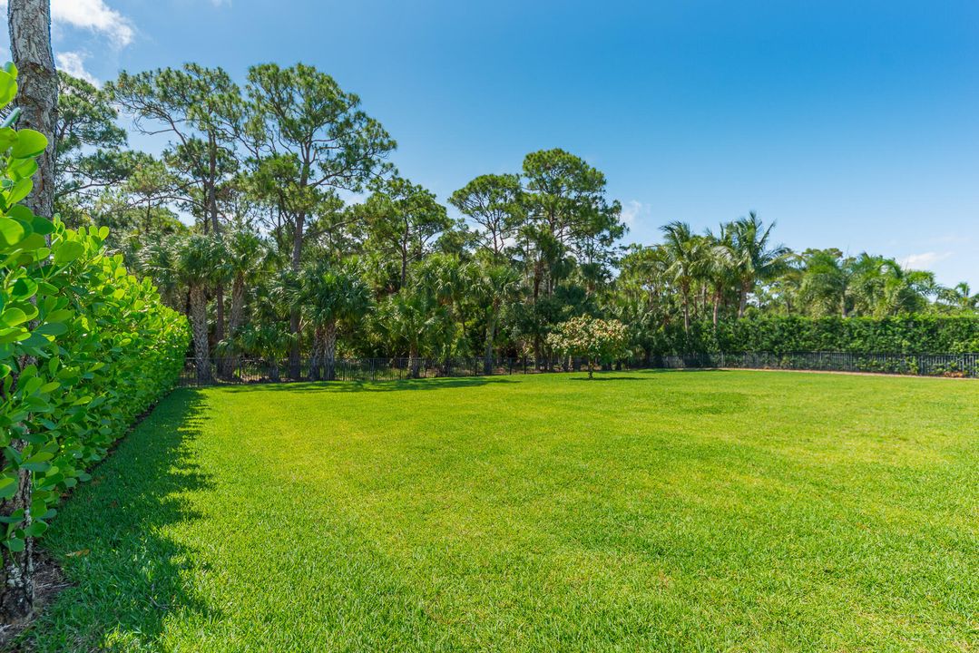 For Sale: $1,549,900 (5 beds, 4 baths, 4023 Square Feet)