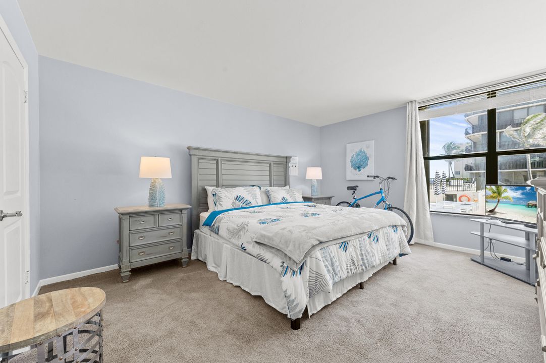 出租: $7,500 (2 贝兹, 2 浴室, 1637 平方英尺)