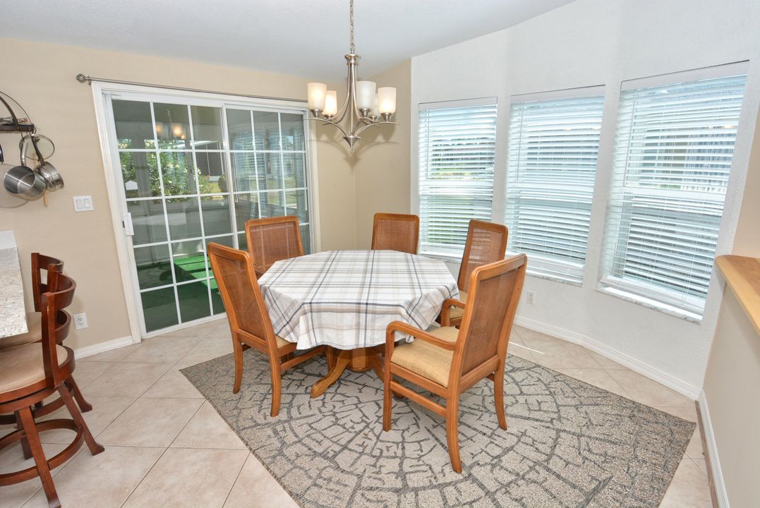 For Sale: $169,900 (3 beds, 2 baths, 1330 Square Feet)