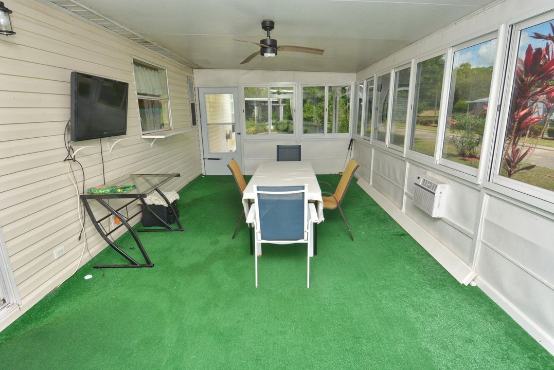 For Sale: $169,900 (3 beds, 2 baths, 1330 Square Feet)