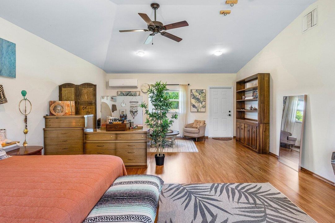 For Sale: $615,000 (3 beds, 2 baths, 2210 Square Feet)