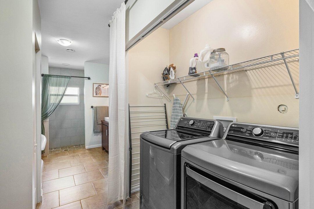 For Sale: $615,000 (3 beds, 2 baths, 2210 Square Feet)