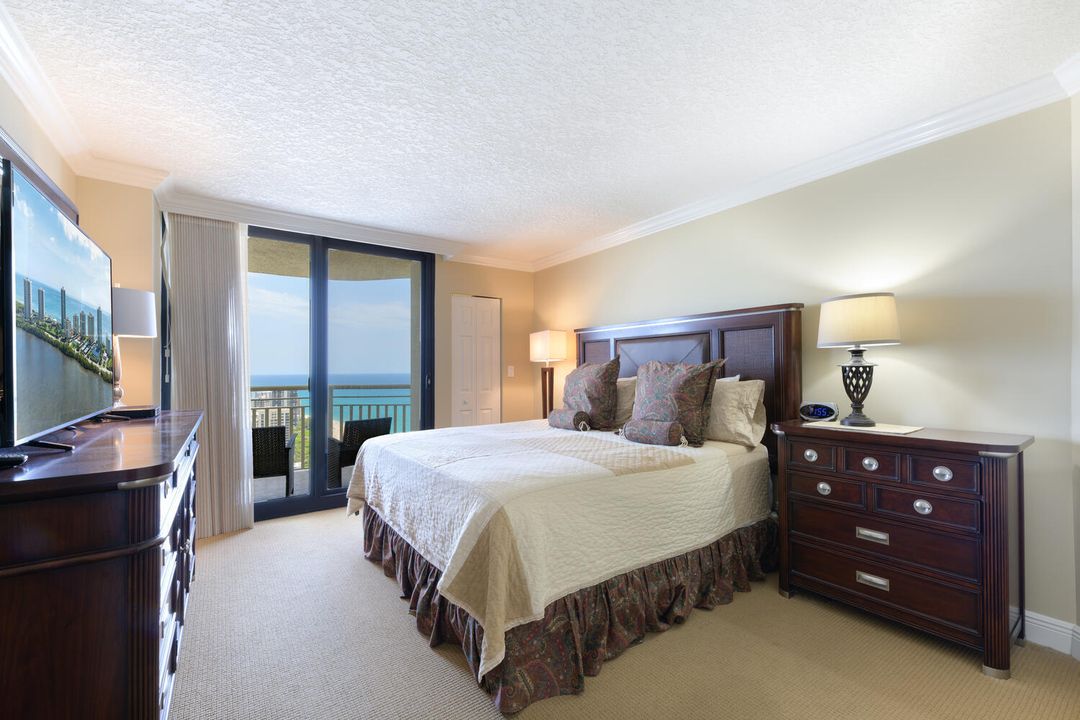 合同活跃: $5,000 (1 贝兹, 1 浴室, 1000 平方英尺)