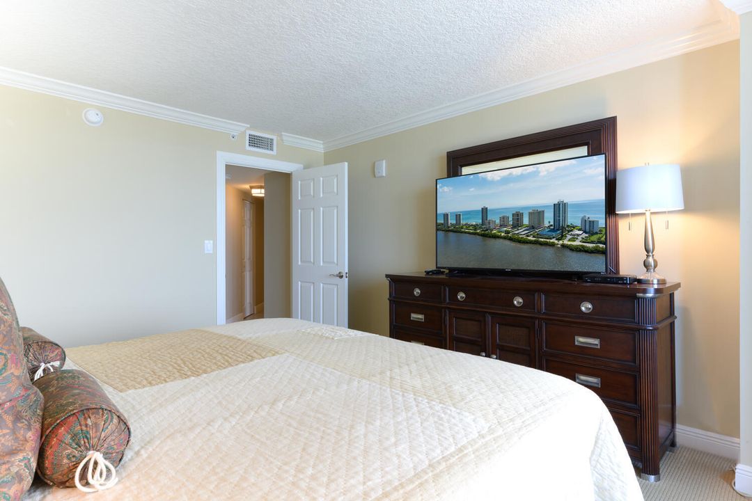 合同活跃: $5,000 (1 贝兹, 1 浴室, 1000 平方英尺)