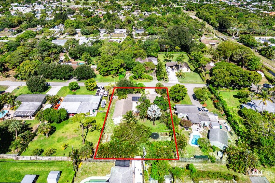 For Sale: $615,000 (3 beds, 2 baths, 2210 Square Feet)
