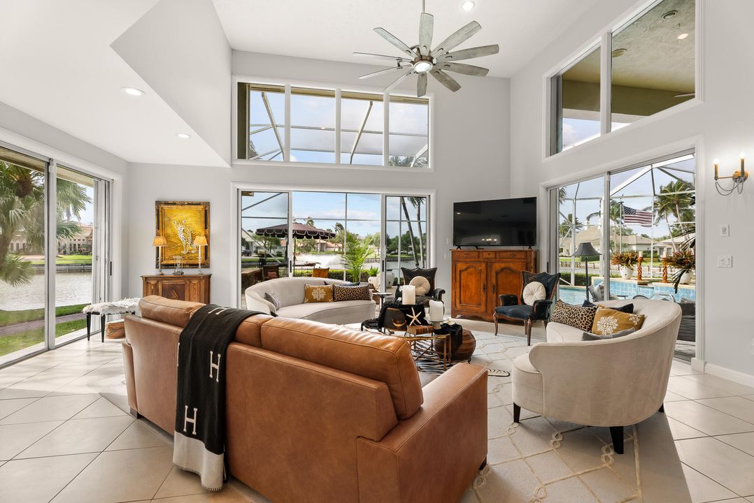 En Venta: $1,462,000 (3 camas, 3 baños, 3467 Pies cuadrados)