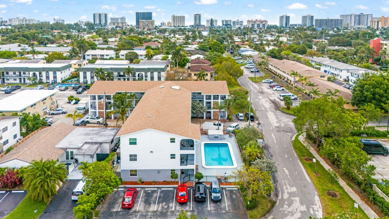 For Sale: $145,000 (2 beds, 1 baths, 763 Square Feet)