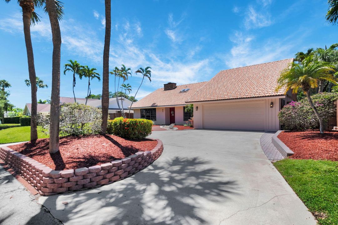 Activo con contrato: $1,150,000 (4 camas, 3 baños, 2854 Pies cuadrados)