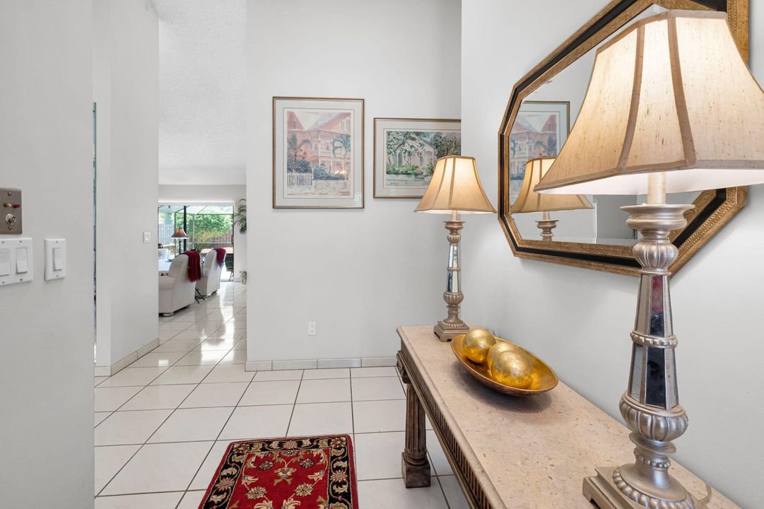 Activo con contrato: $1,150,000 (4 camas, 3 baños, 2854 Pies cuadrados)