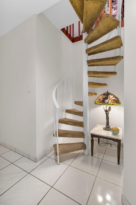 Activo con contrato: $1,150,000 (4 camas, 3 baños, 2854 Pies cuadrados)