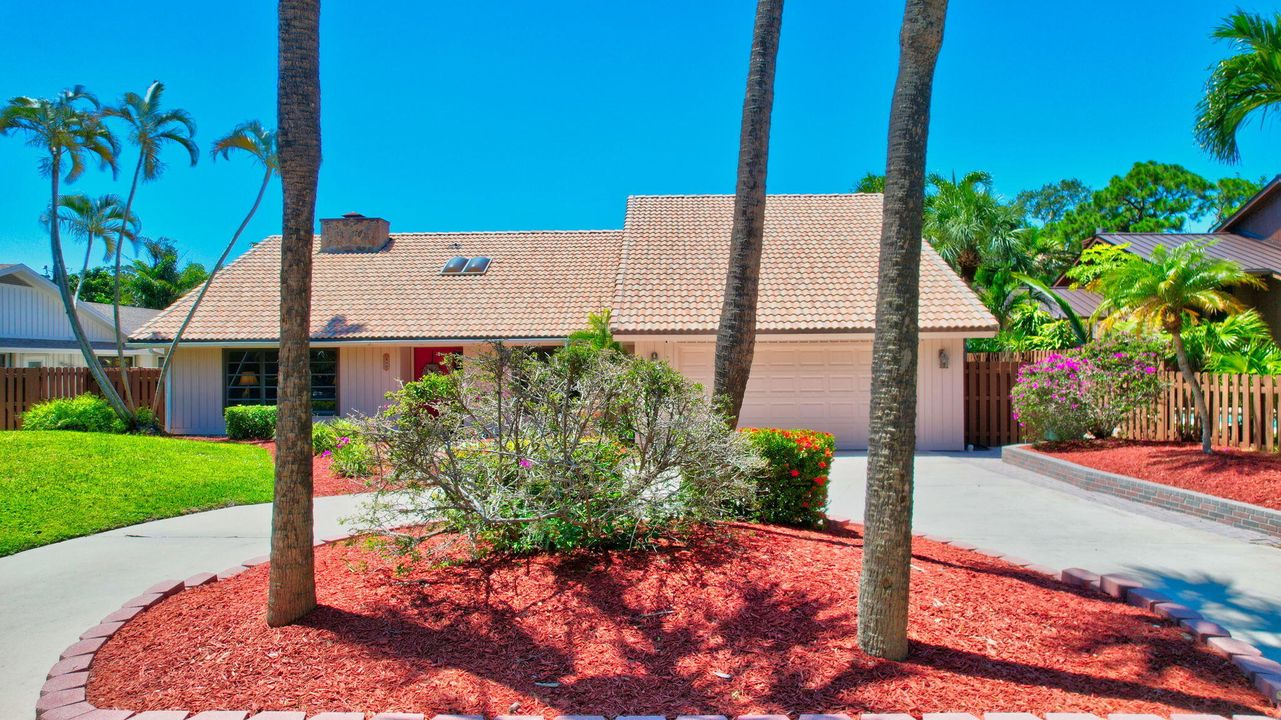 Activo con contrato: $1,150,000 (4 camas, 3 baños, 2854 Pies cuadrados)