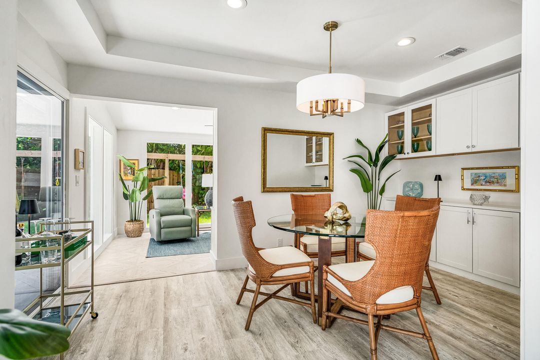 На продажу: $1,350,000 (4 спален, 4 ванн, 2360 Квадратных фут)