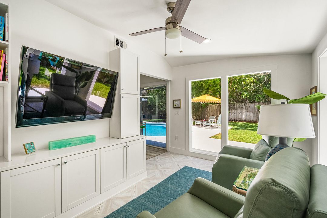 На продажу: $1,350,000 (4 спален, 4 ванн, 2360 Квадратных фут)