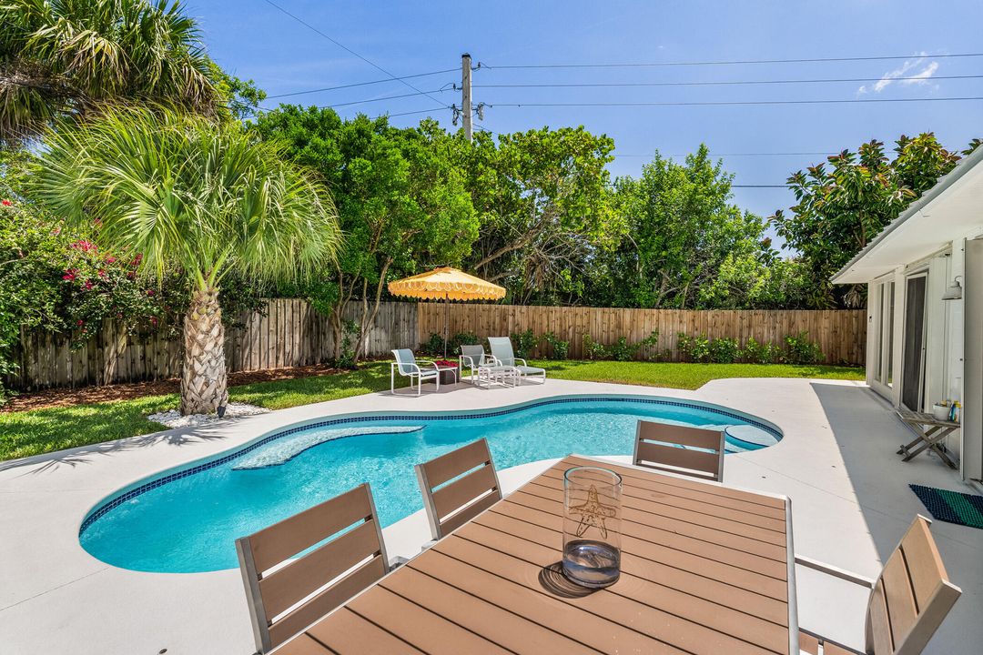 На продажу: $1,350,000 (4 спален, 4 ванн, 2360 Квадратных фут)