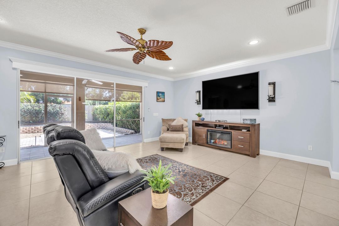 Active With Contract: $895,000 (5 beds, 4 baths, 3446 Square Feet)