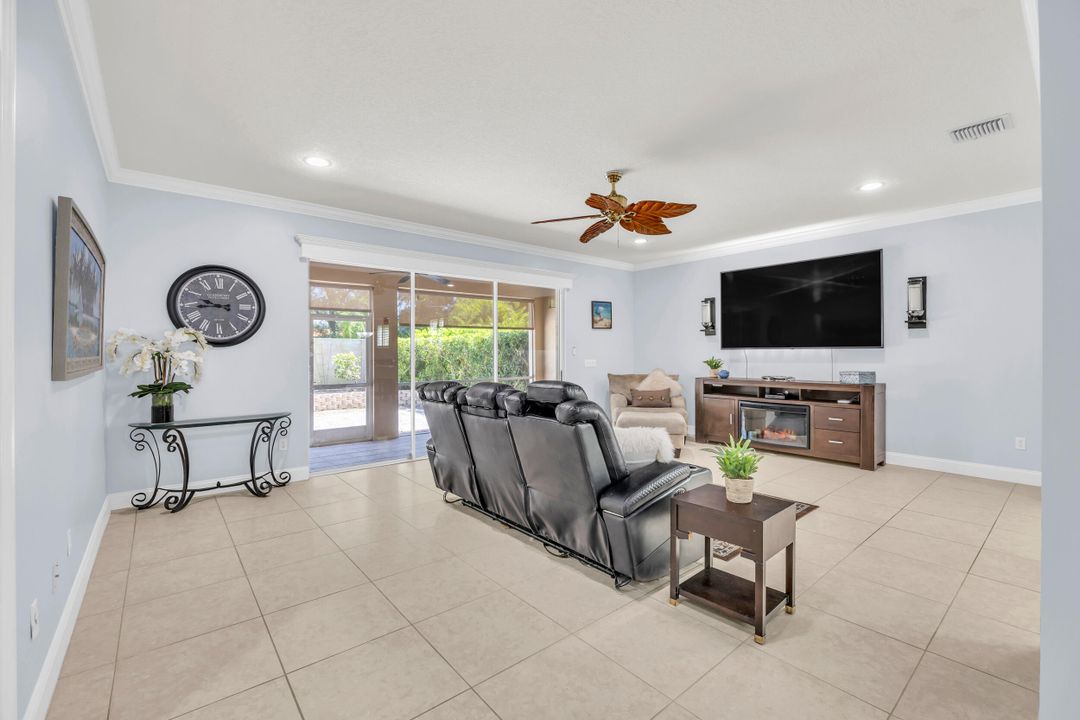 Active With Contract: $895,000 (5 beds, 4 baths, 3446 Square Feet)
