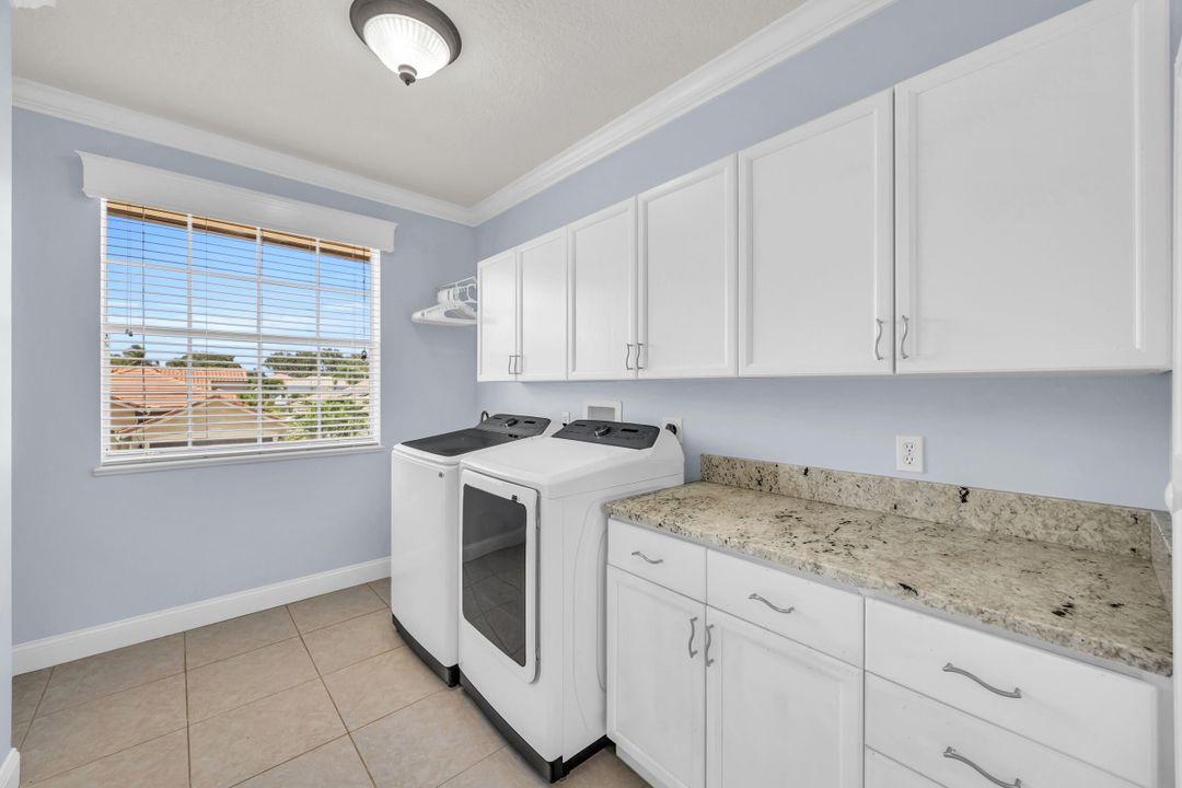 Active With Contract: $895,000 (5 beds, 4 baths, 3446 Square Feet)