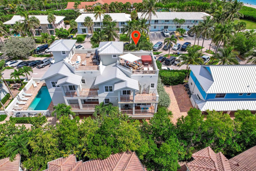 В аренду: $25,000 (3 спален, 3 ванн, 3585 Квадратных фут)