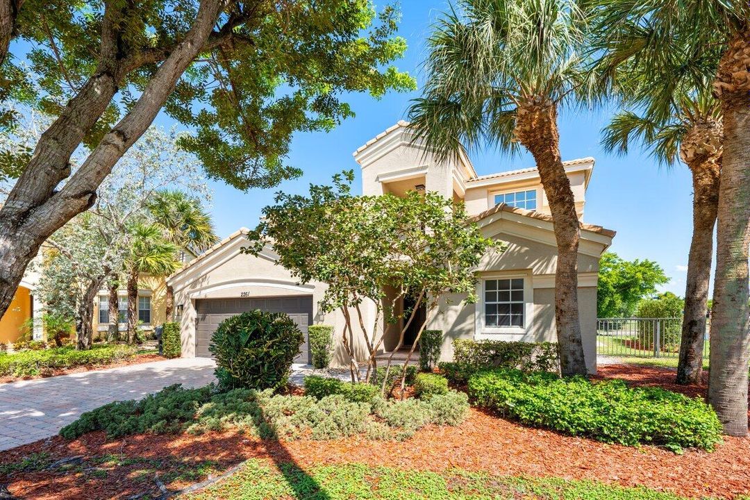 Active With Contract: $839,999 (6 beds, 3 baths, 3662 Square Feet)