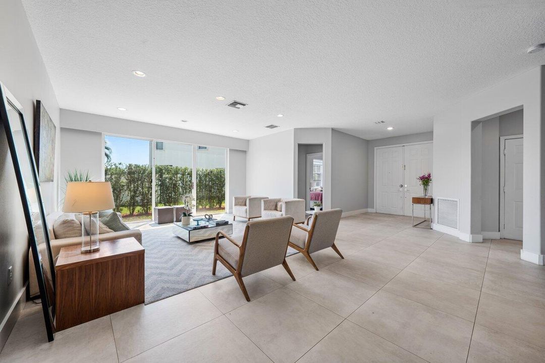 Active With Contract: $839,999 (6 beds, 3 baths, 3662 Square Feet)