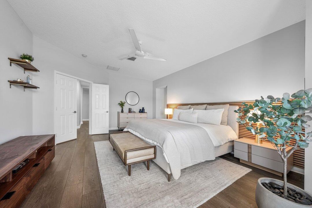 Active With Contract: $839,999 (6 beds, 3 baths, 3662 Square Feet)