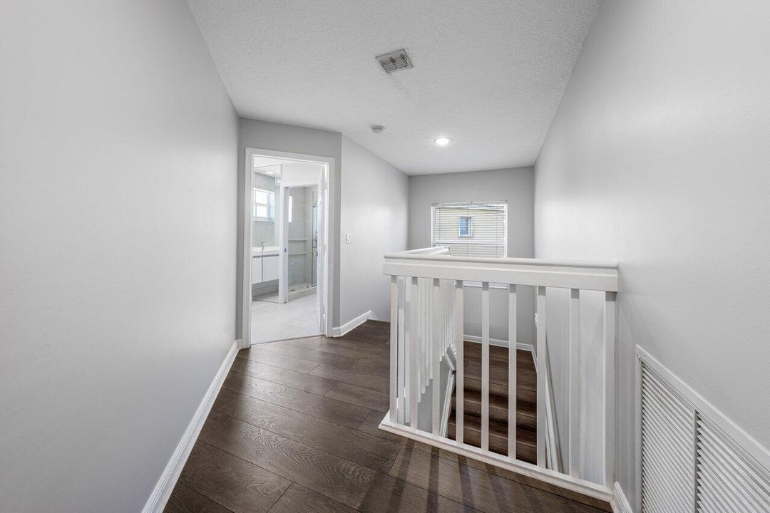 Active With Contract: $839,999 (6 beds, 3 baths, 3662 Square Feet)