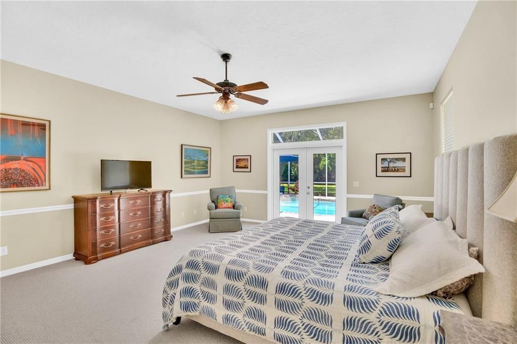 Active With Contract: $825,000 (4 beds, 2 baths, 3590 Square Feet)