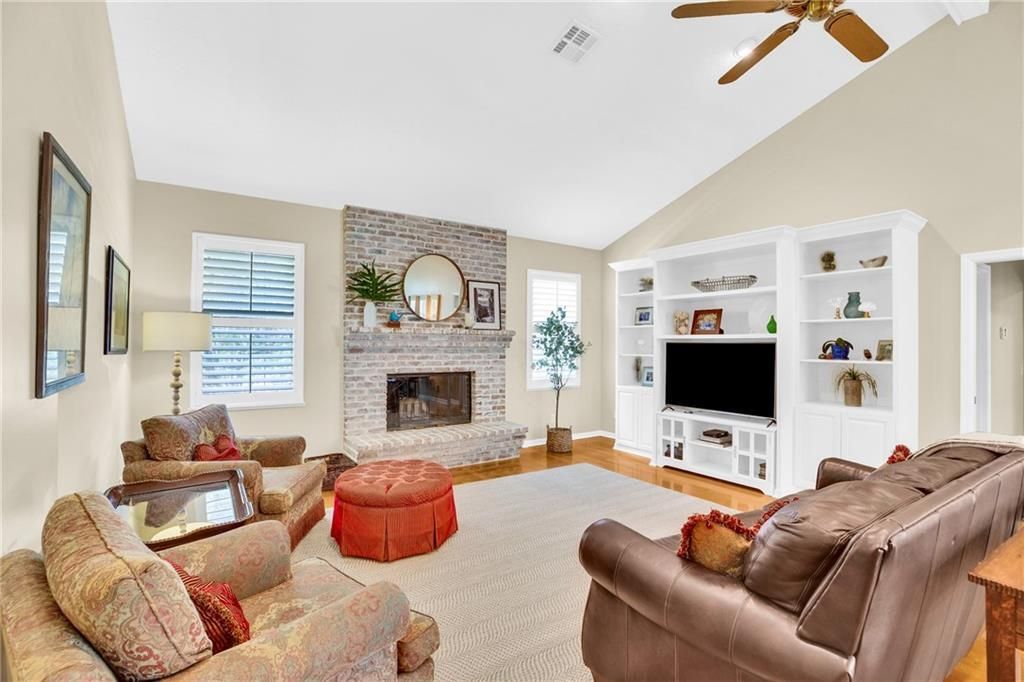 Active With Contract: $825,000 (4 beds, 2 baths, 3590 Square Feet)