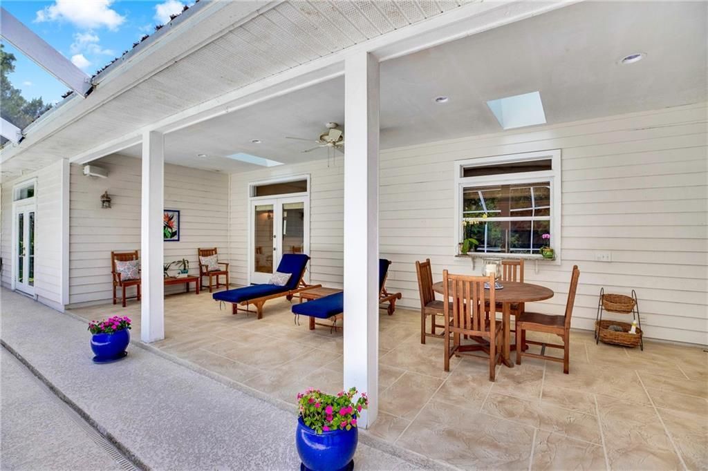 Active With Contract: $825,000 (4 beds, 2 baths, 3590 Square Feet)