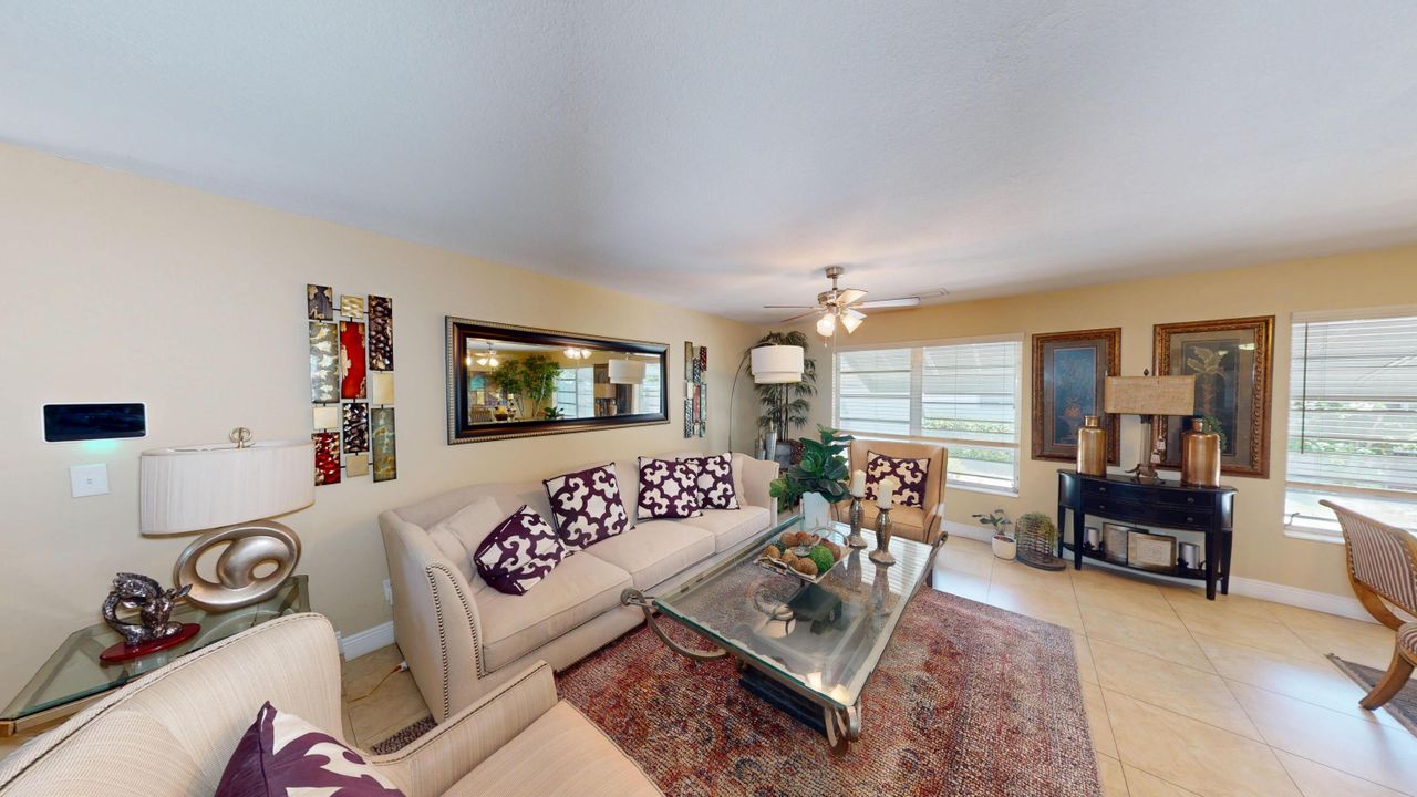 Activo con contrato: $535,000 (3 camas, 2 baños, 1804 Pies cuadrados)