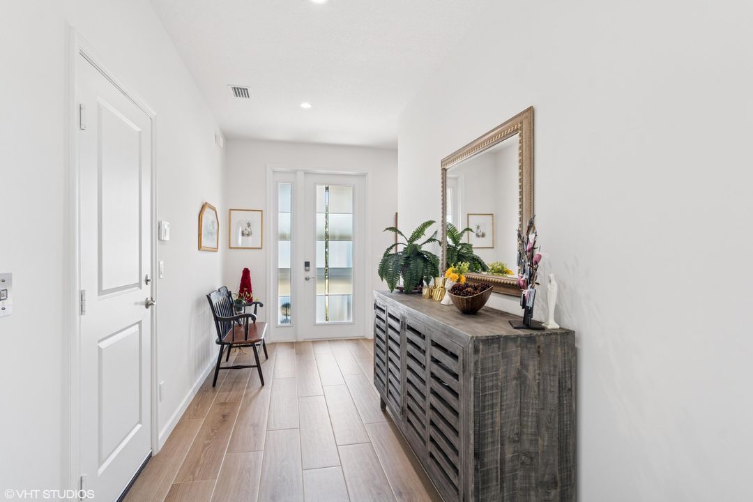 На продажу: $1,375,000 (4 спален, 2 ванн, 3353 Квадратных фут)