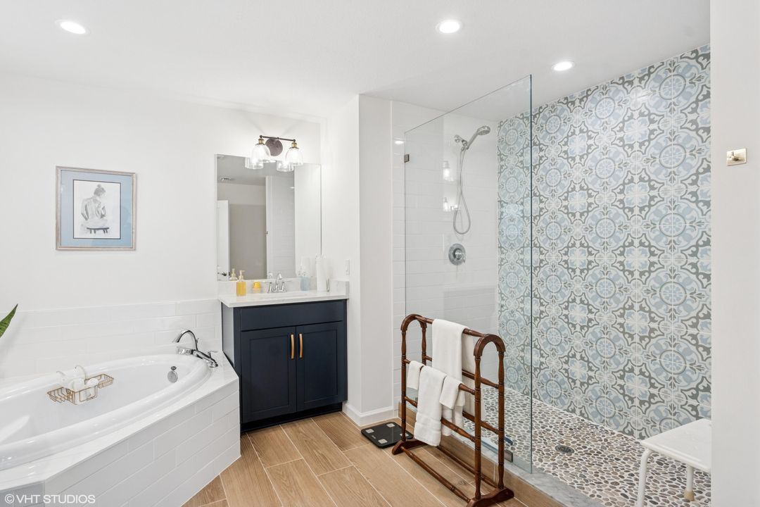 На продажу: $1,375,000 (4 спален, 2 ванн, 3353 Квадратных фут)