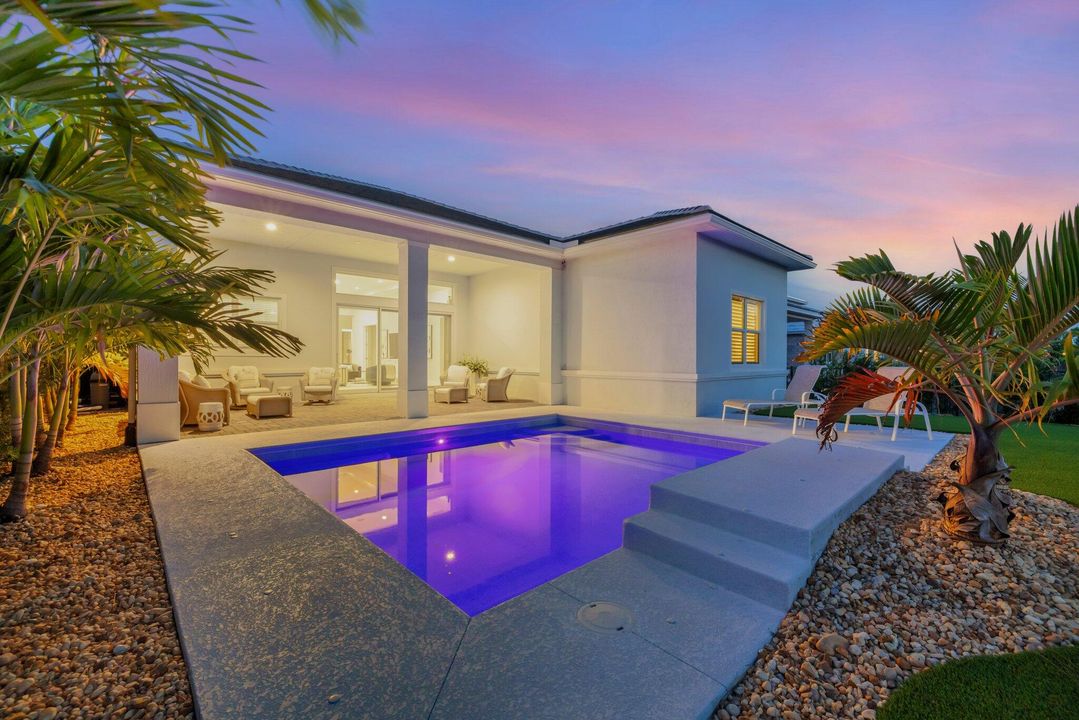 待售: $999,000 (4 贝兹, 3 浴室, 3621 平方英尺)