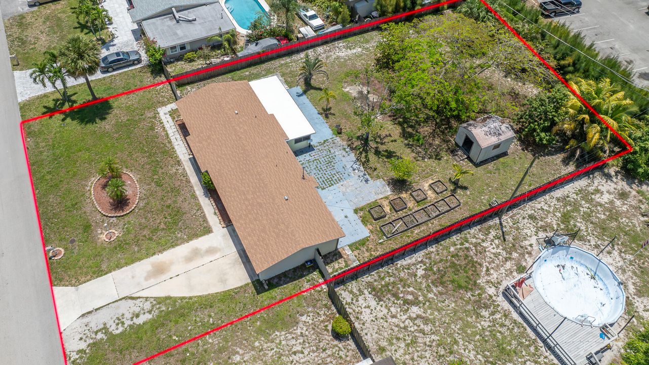 For Sale: $610,000 (4 beds, 3 baths, 1736 Square Feet)