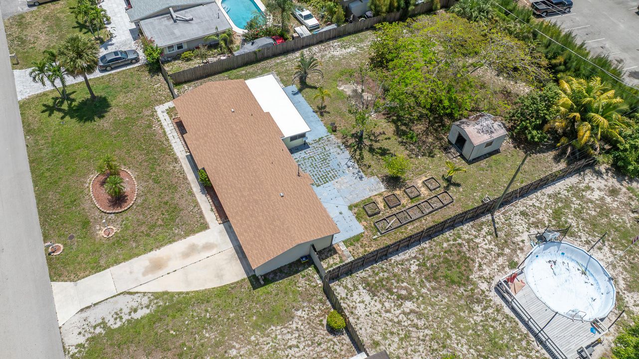 For Sale: $610,000 (4 beds, 3 baths, 1736 Square Feet)