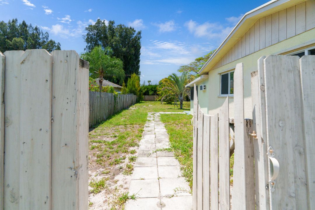 For Sale: $610,000 (4 beds, 3 baths, 1736 Square Feet)