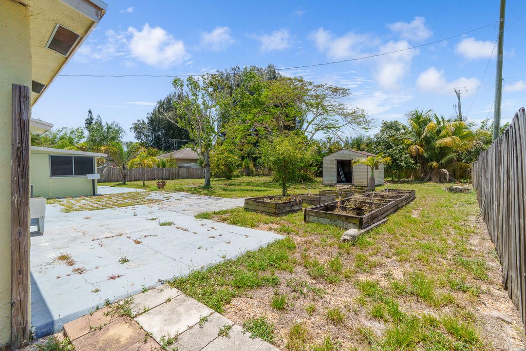 For Sale: $610,000 (4 beds, 3 baths, 1736 Square Feet)