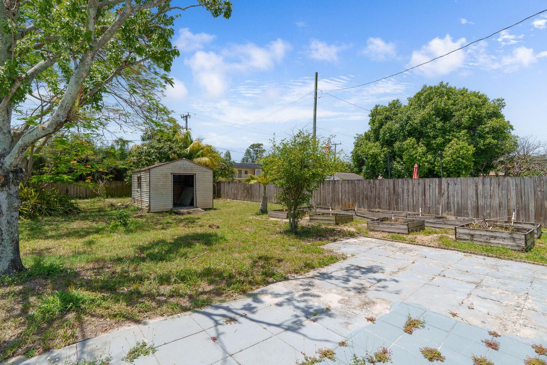 For Sale: $610,000 (4 beds, 3 baths, 1736 Square Feet)