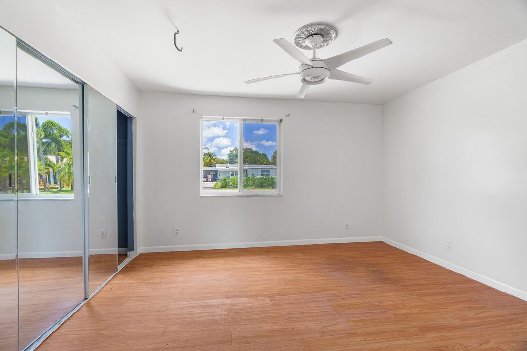 For Sale: $610,000 (4 beds, 3 baths, 1736 Square Feet)