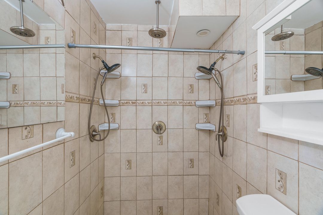 For Sale: $610,000 (4 beds, 3 baths, 1736 Square Feet)