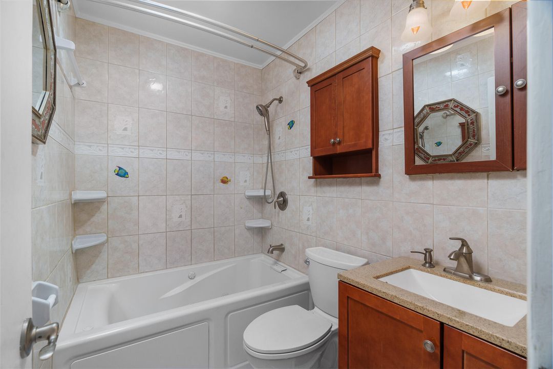 For Sale: $610,000 (4 beds, 3 baths, 1736 Square Feet)