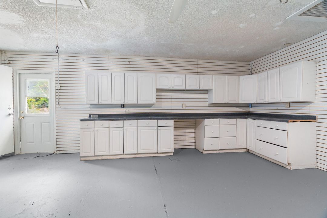 For Sale: $610,000 (4 beds, 3 baths, 1736 Square Feet)