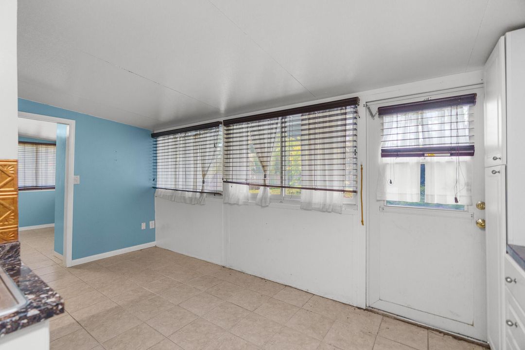 For Sale: $610,000 (4 beds, 3 baths, 1736 Square Feet)