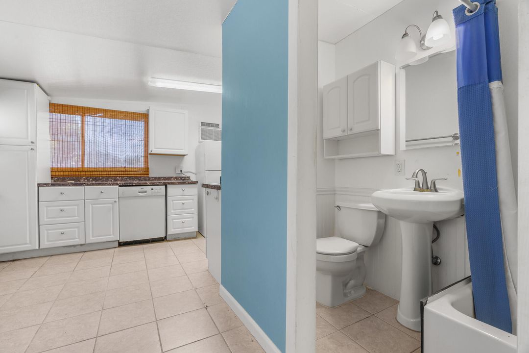 For Sale: $610,000 (4 beds, 3 baths, 1736 Square Feet)