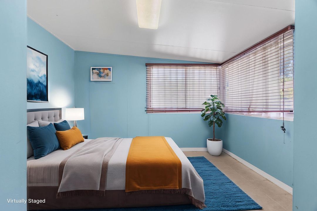For Sale: $610,000 (4 beds, 3 baths, 1736 Square Feet)