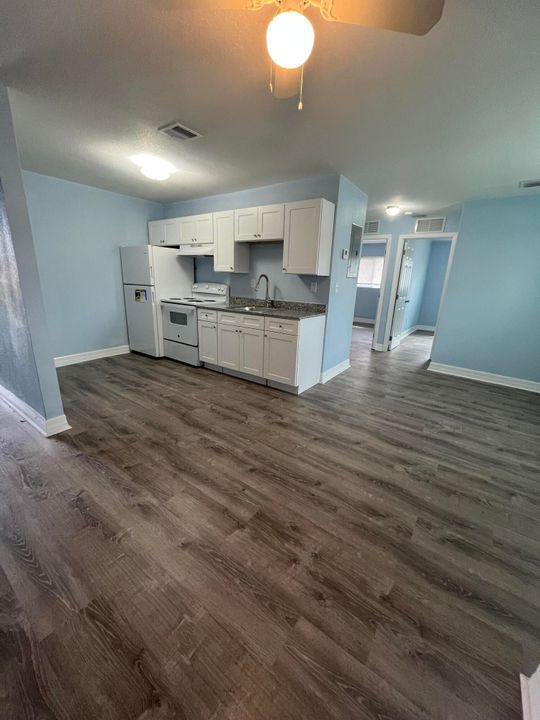 For Sale: $1,125,000 (0 beds, 0 baths, 3269 Square Feet)